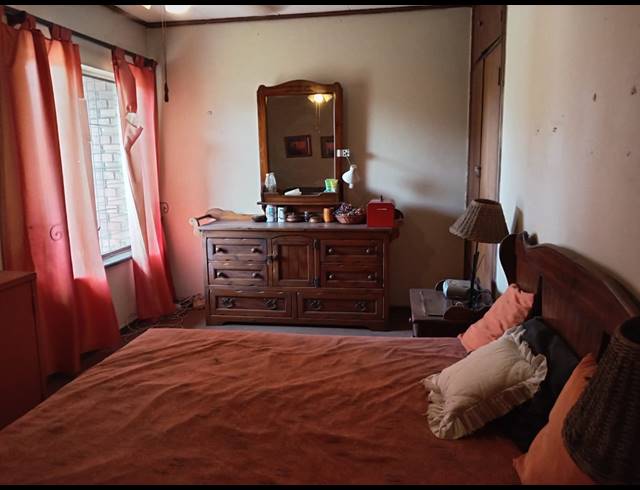 3 BEDROOM DUPLEX FOR SALE IN MONTCLAIR